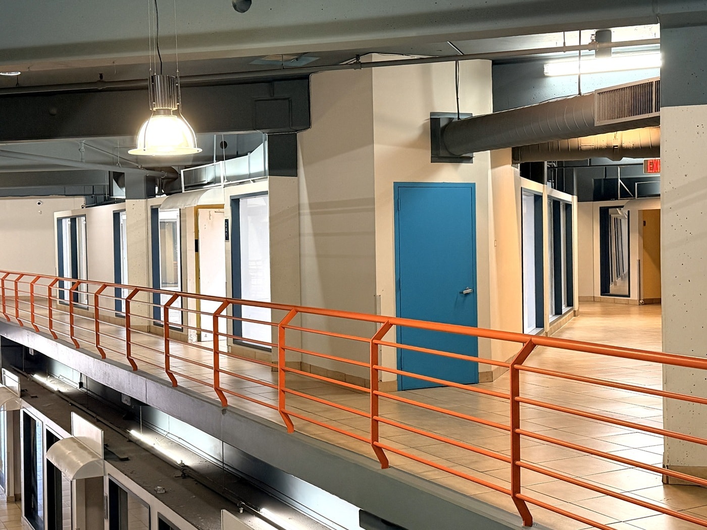 305 E 9th St, Los Angeles, CA à louer Photo intérieure- Image 1 de 12