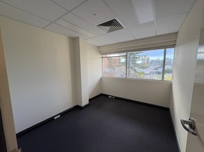 201 Wickham Tce, Spring Hill for lease Interior Photo- Image 2 of 3