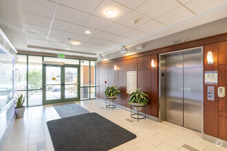 1023 E Baltimore Pike, Media, PA for lease Lobby- Image 2 of 2