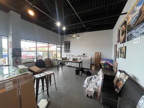 14404-14630 W Center Rd, Omaha, NE for lease Interior Photo- Image 2 of 6