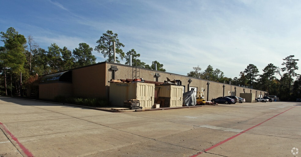 9391 Grogans Mill Rd, The Woodlands, TX for lease - Building Photo - Image 3 of 14