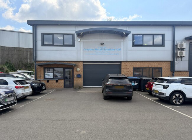 Plus de détails pour Aston Way, Mannings Heath, Poole - Industriel à louer