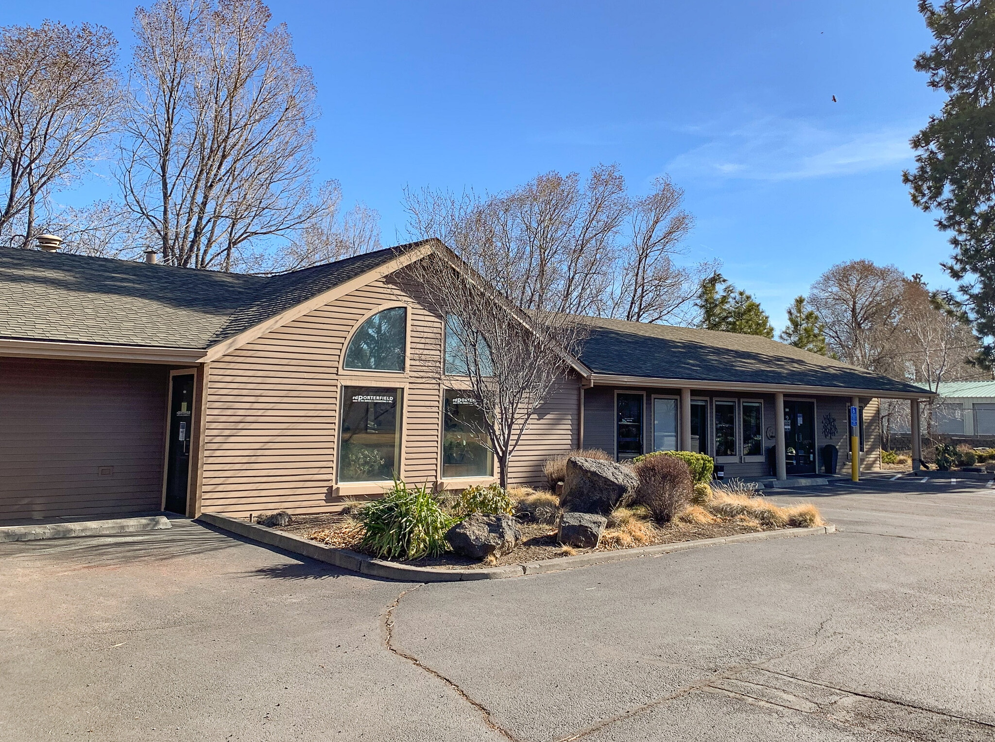 354 NE Norton Ave, Bend, OR for lease Primary Photo- Image 1 of 9