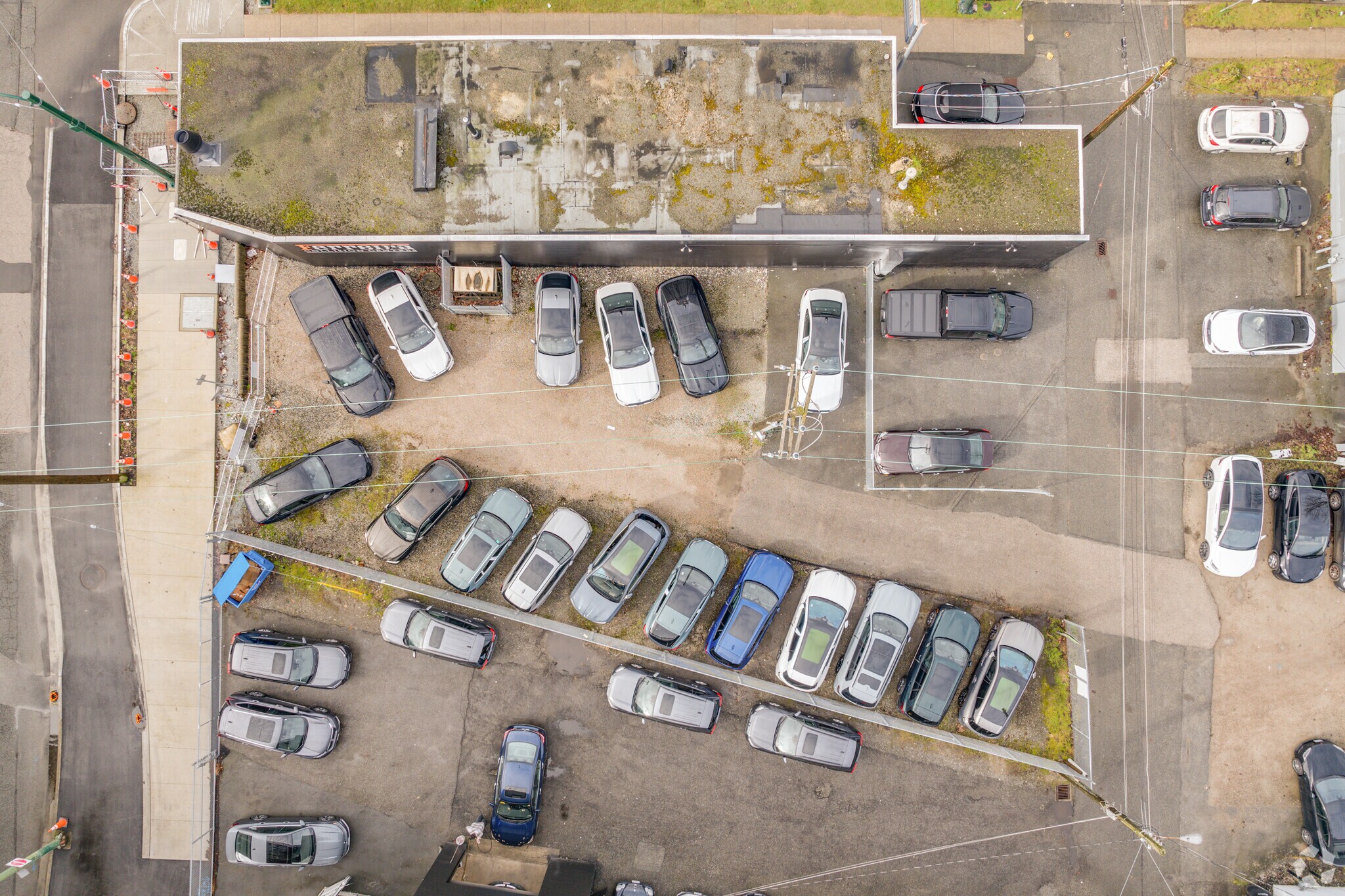 1585 5th Av W, Vancouver, BC à louer Photo principale- Image 1 de 3