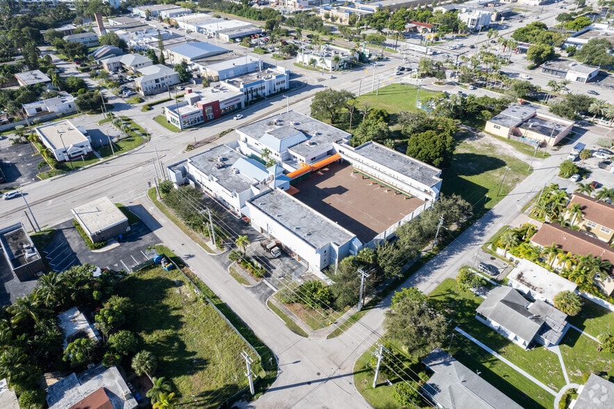 1299 E Oakland Park Blvd, Oakland Park, FL for sale - Aerial - Image 2 of 35