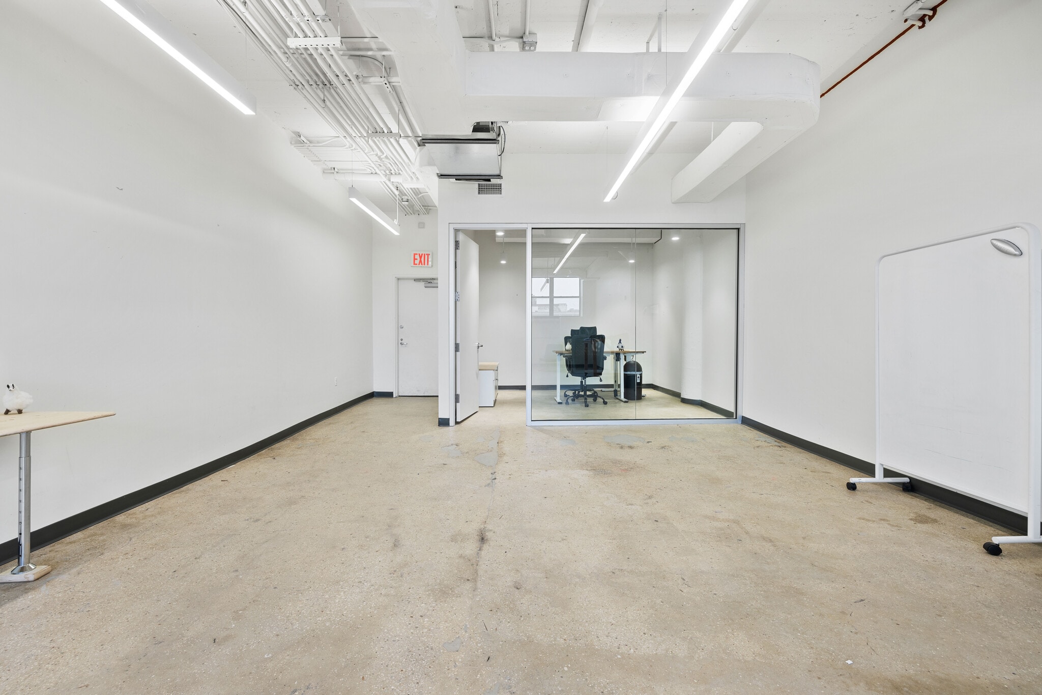 315 Meserole St, Brooklyn, NY for lease Interior Photo- Image 1 of 6
