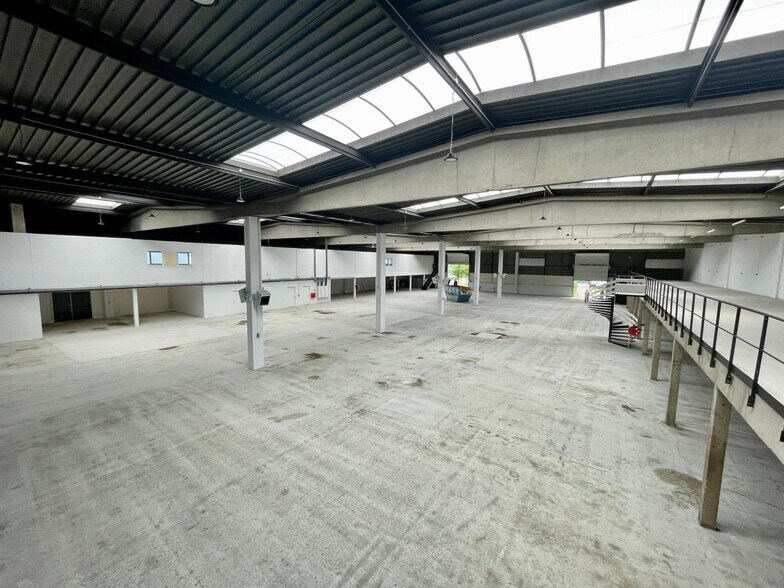 Flex dans Saint-Ouen-l'Aumône à louer - Photo intérieure - Image 2 de 15