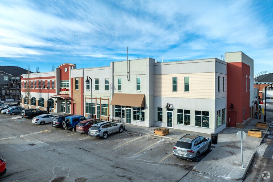 20 Mckenzie Towne Ave SE, Calgary, AB for lease - Primary Photo - Image 3 of 24