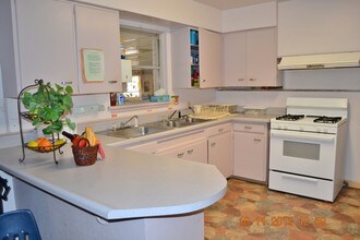 4601 N Macarthur Blvd, Oklahoma City, OK for sale Interior Photo- Image 2 of 3