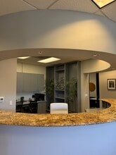 24541 Pacific Park Dr, Aliso Viejo, CA à louer Photo intérieure- Image 2 de 13