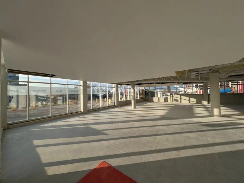 Retail in Strasbourg for lease - Interior Photo - Image 3 of 7