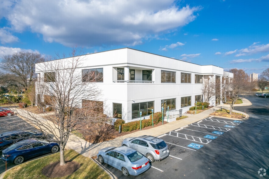 15010 Broschart Rd, Rockville, MD for lease - Primary Photo - Image 1 of 17