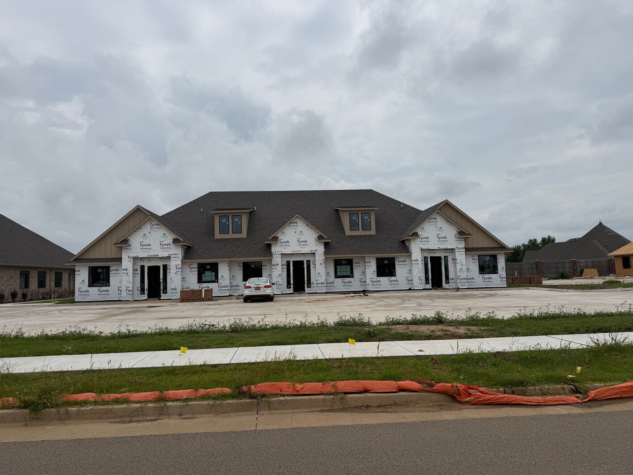 1210 Magnolia Ct, Moore, OK for lease Building Photo- Image 1 of 2
