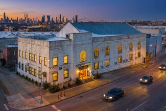 Plus de détails pour 5670 58th St, Maspeth, NY - Spécialité à vendre