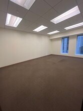 190 S La Salle St, Chicago, IL for lease Building Photo- Image 2 of 4