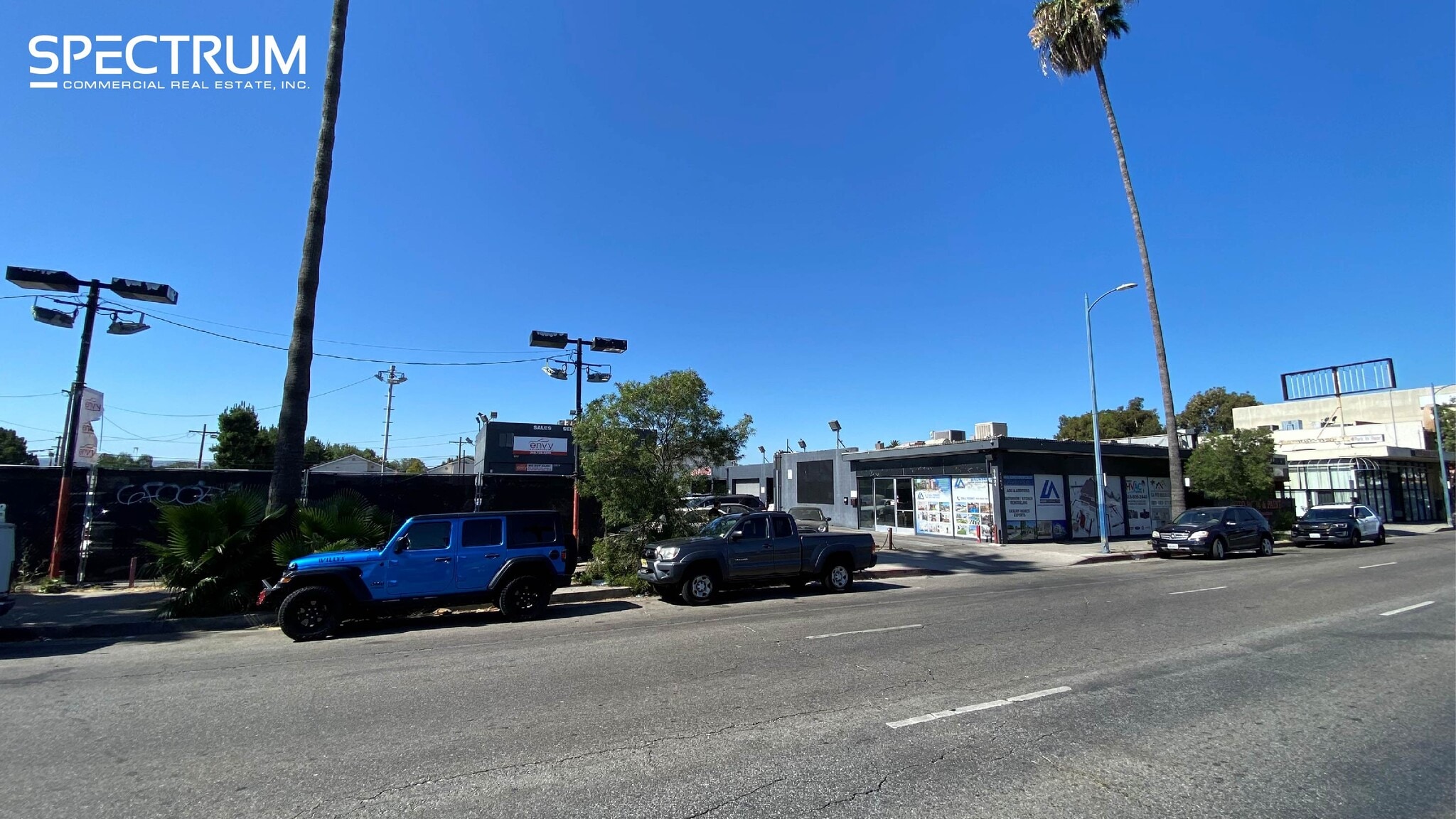 21012 Sherman Way, Canoga Park, CA for lease Primary Photo- Image 1 of 6