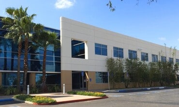 14300-14320 Arminta St, Panorama City, CA for lease Interior Photo- Image 1 of 1