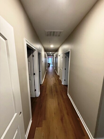 710 Avignon Dr, Ridgeland, MS à vendre - Photo du bâtiment - Image 2 de 9