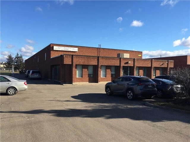 75 Sun Pac Blvd, Brampton, ON à vendre Photo du bâtiment- Image 1 de 1