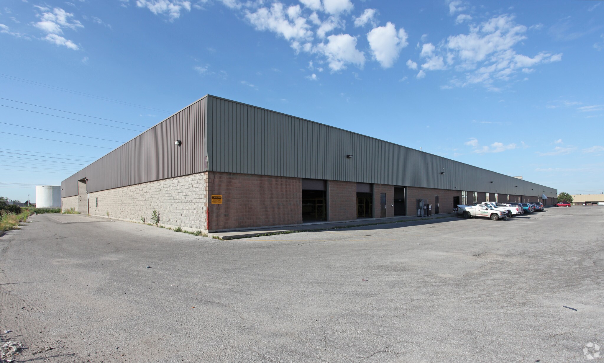 301 Flint Rd, Toronto, ON à vendre Photo principale- Image 1 de 1