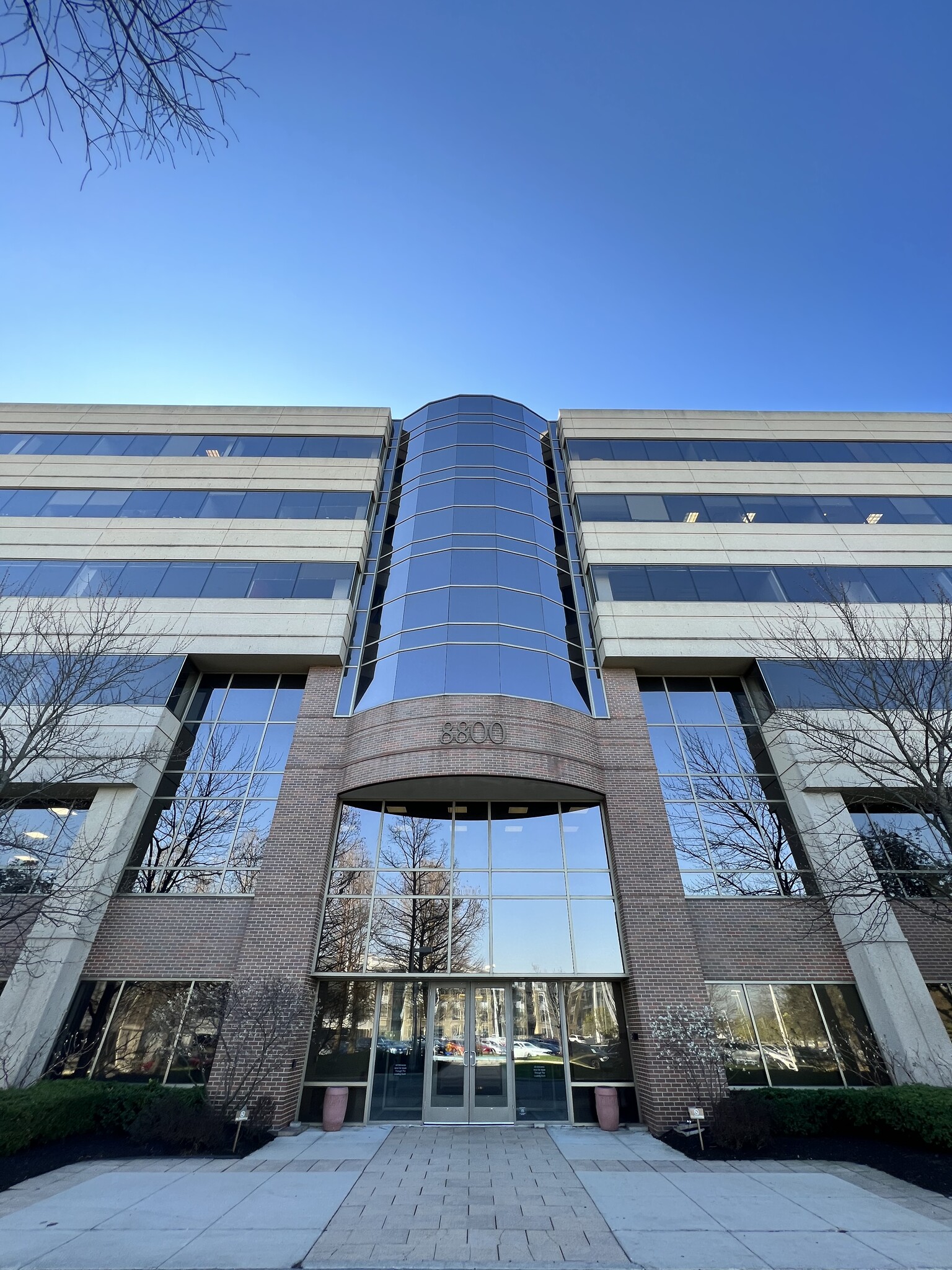 8800 Lyra Dr, Columbus, OH à louer Photo du bâtiment- Image 1 de 8