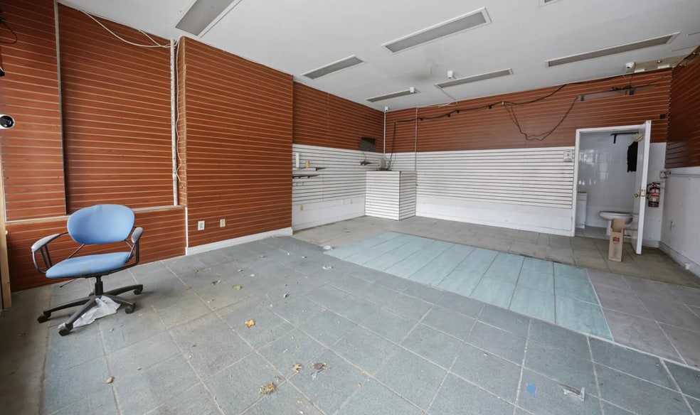 559 4th Ave, Brooklyn, NY for lease - Building Photo - Image 2 of 2