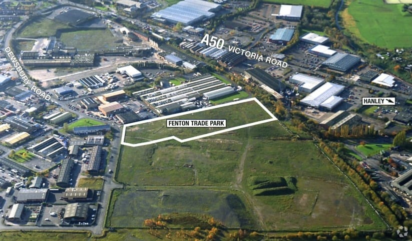 Dewsbury Rd, Stoke On Trent à louer - Photo du bâtiment - Image 2 de 4