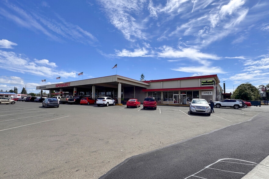 217 N Boone St, Aberdeen, WA for lease - Building Photo - Image 2 of 8