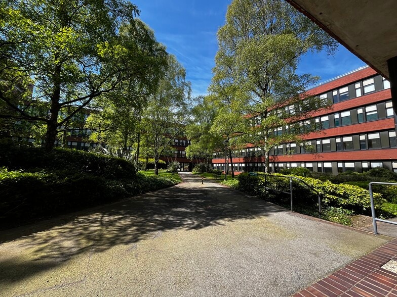 Southgate, Redcar for lease - Building Photo - Image 1 of 14