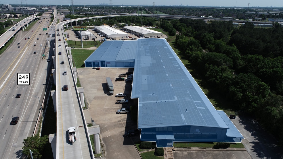 16001 SH 249, Houston, TX for lease - Building Photo - Image 3 of 4