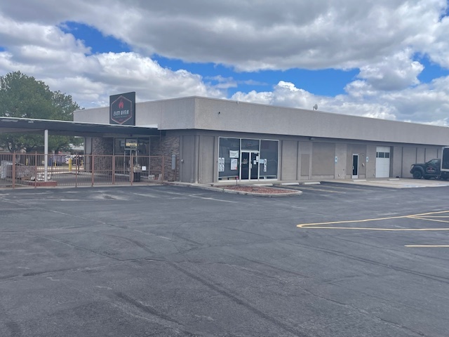 2210 Idaho St, Elko, NV for lease - Building Photo - Image 1 of 17