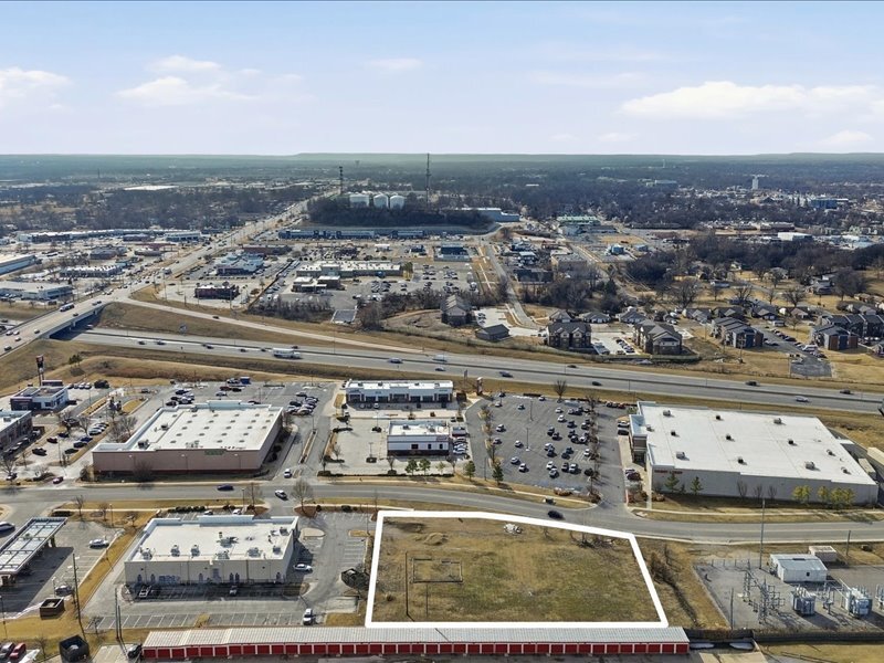 800 E Hillside Dr, Broken Arrow, OK à vendre Photo principale- Image 1 de 19