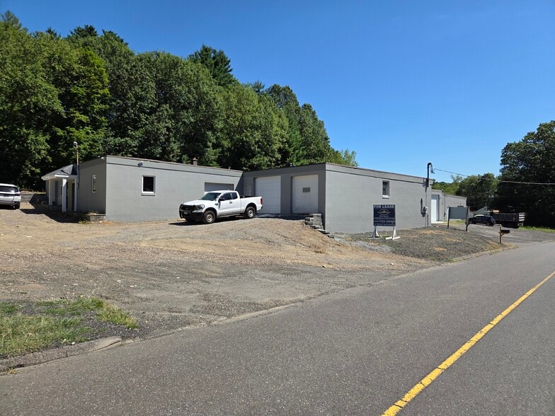 137 Tosun Rd, Wolcott, CT for lease - Building Photo - Image 2 of 9