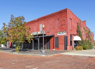 Plus de détails pour 1300-1302 Water Ave, Selma, AL - Commerce de détail à vendre