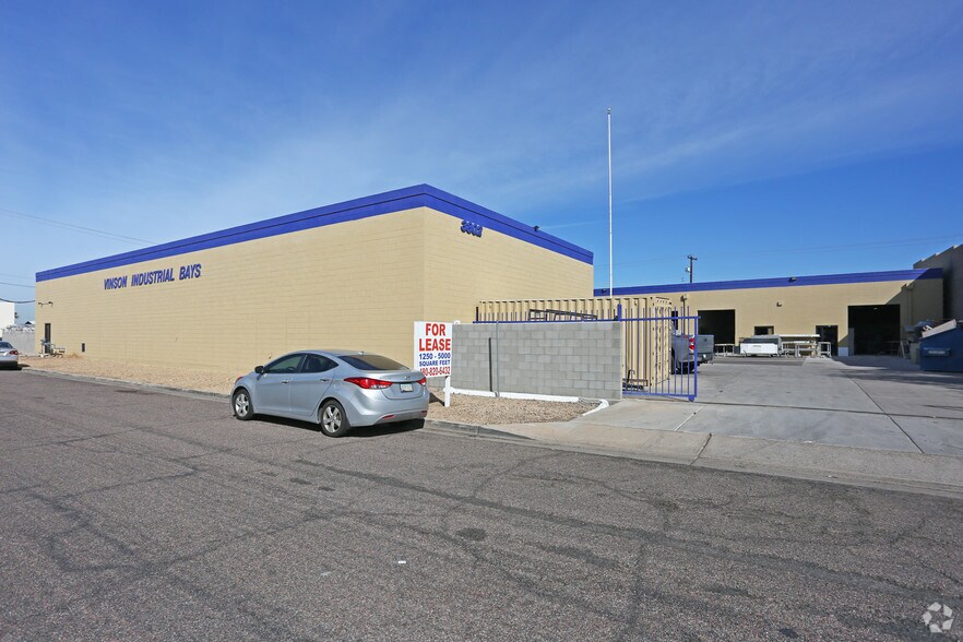 3802 E Illini St, Phoenix, AZ à louer - Photo du bâtiment - Image 1 de 5
