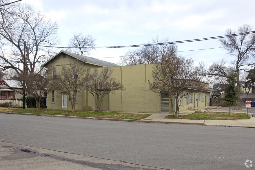 608 W Monroe St, Austin, TX for lease - Building Photo - Image 3 of 13