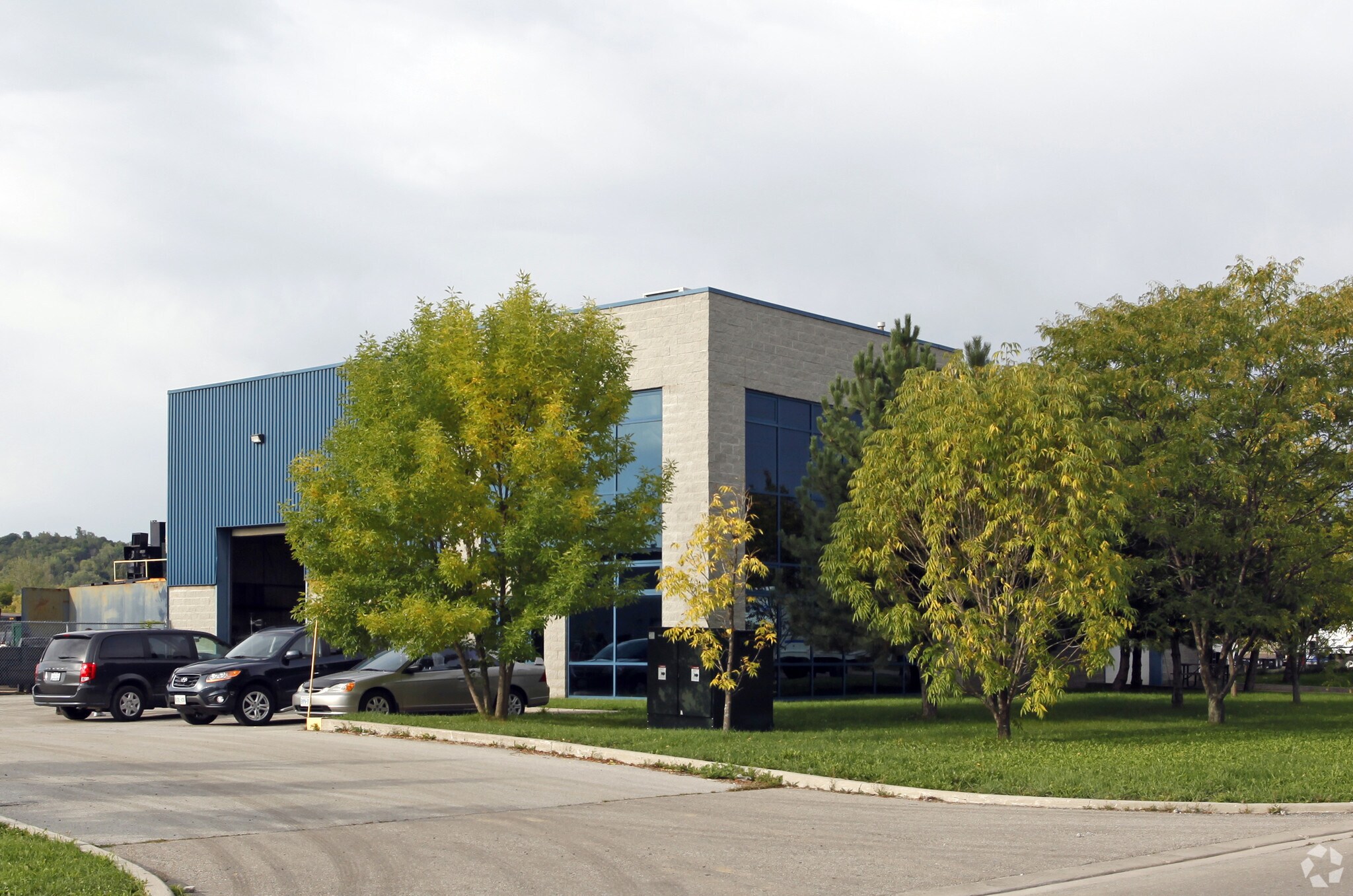 470 Industrial Dr, Milton, ON à vendre Photo principale- Image 1 de 1