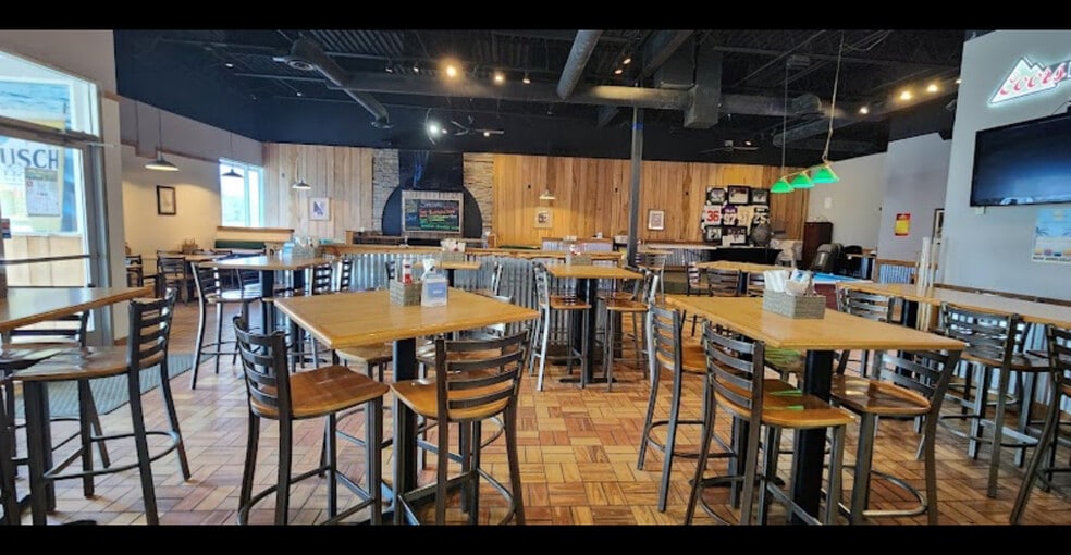 310-390 El Dorado Dr, Jordan, MN for lease - Building Photo - Image 2 of 21