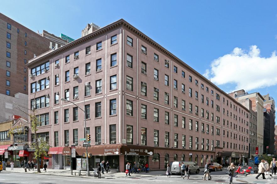 797-799 Broadway, New York, NY for sale - Primary Photo - Image 1 of 1