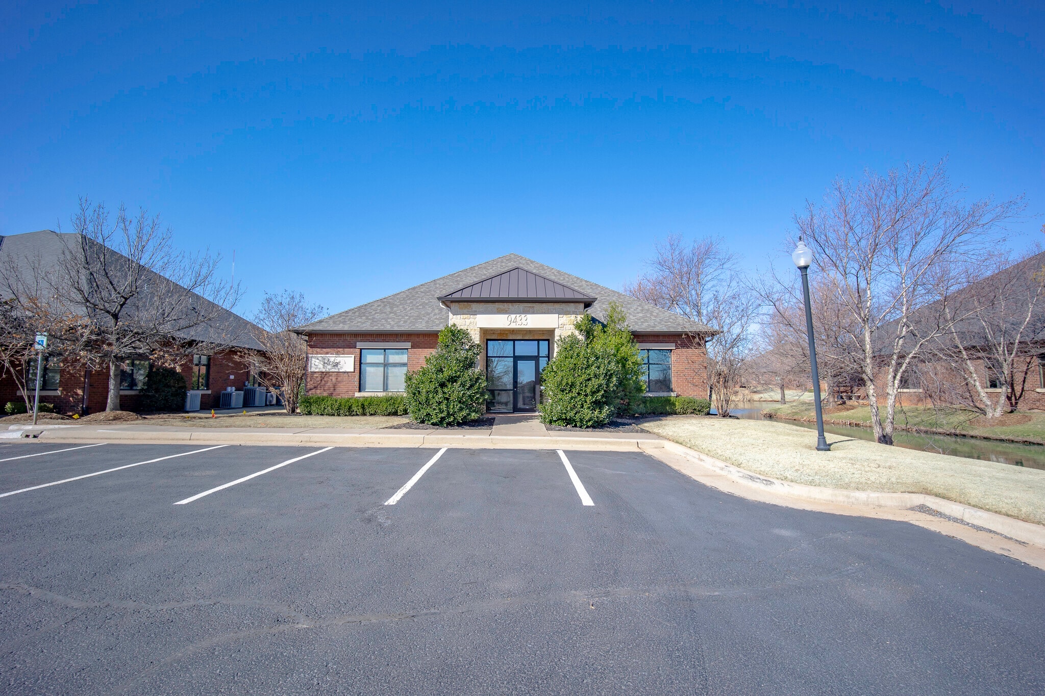 9433 N Kelley Ave, Oklahoma City, OK for sale Primary Photo- Image 1 of 46