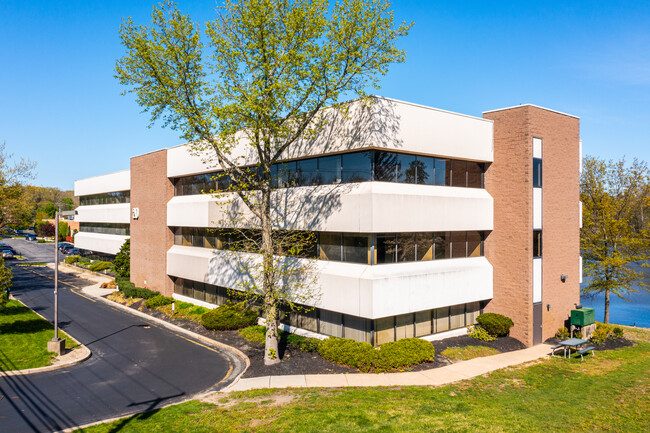 More details for 20 E Clementon Rd, Gibbsboro, NJ - Office for Lease