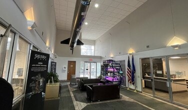 1212 Fourier Dr, Madison, WI for lease Interior Photo- Image 2 of 10