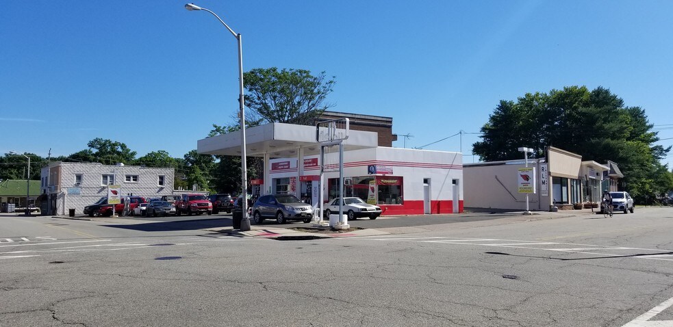 11 Lakeside Ave, Pompton Lakes, NJ à louer - Photo du bâtiment - Image 2 de 4