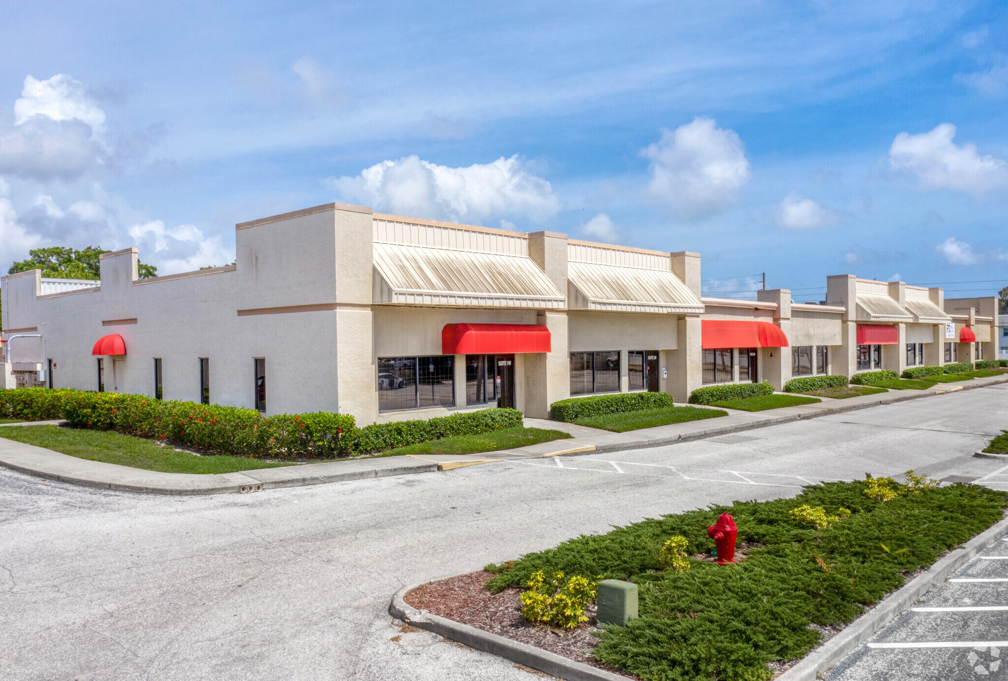 5425 Park St N, Saint Petersburg, FL à louer Photo principale- Image 1 de 8