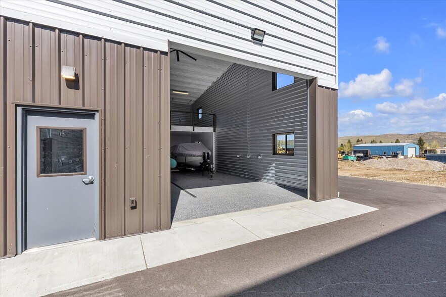 453 Commerce St, Hayden, CO à vendre - Photo du bâtiment - Image 3 de 25