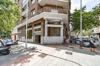 Calle de la Infanta Mercedes, 58, Madrid, Madrid for lease Interior Photo- Image 2 of 35