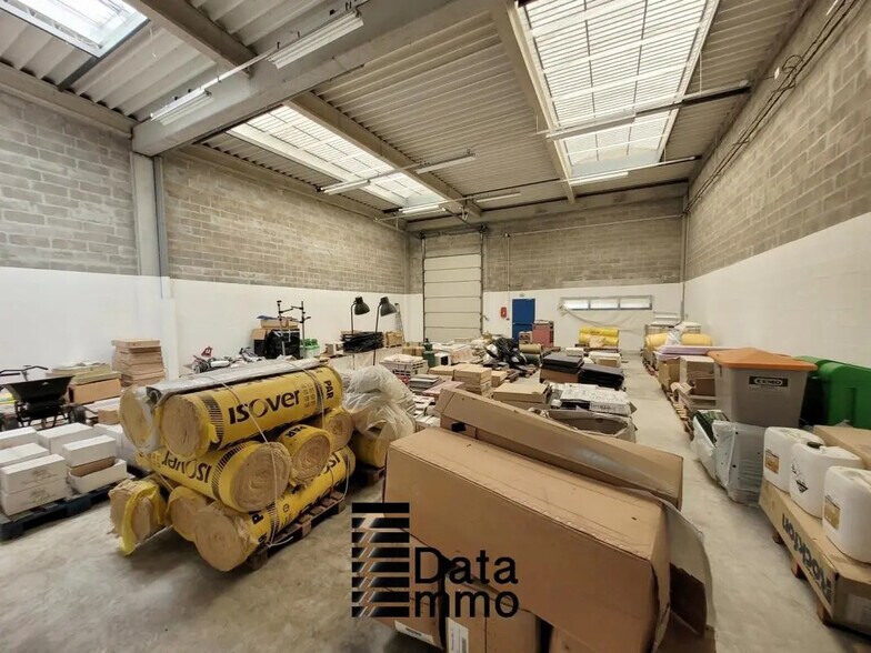 Industrial in Moissy-Cramayel for lease - Building Photo - Image 3 of 14