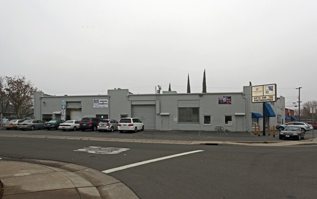 More details for 6332 Elvas Ave, Sacramento, CA - Industrial for Sale