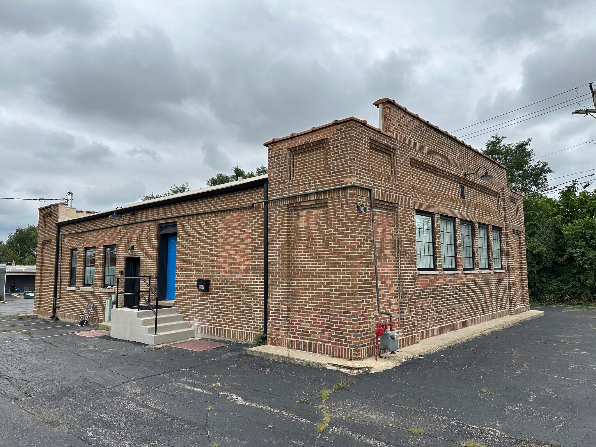 102 S 13th Ave, St Charles, IL à vendre Photo du bâtiment- Image 1 de 1