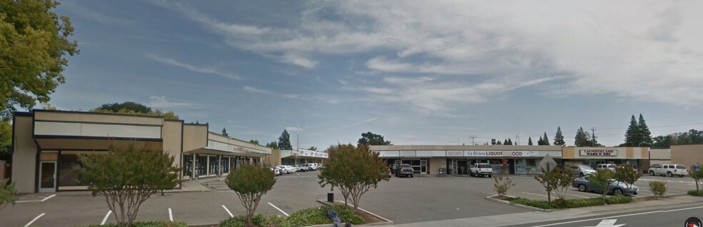 9311-9323 La Riviera Dr, Sacramento, CA for lease - Building Photo - Image 1 of 1